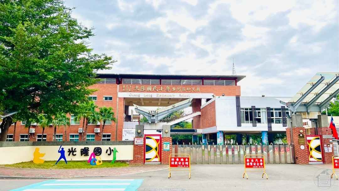 2025最新台中太平區介紹|帶你認識生活機能圈|人口成長為台中第四大|房市潛力大爆發帶動房價走勢未來發展【區域介紹|台中太平買房賣房|太平區房仲】 43 光隆國小光興路生活圈太平區商圈分布圖區域介紹認識台中太平新光重劃區房價走勢人口成長房市潛力台中太平買屋賣屋買房賣房房仲推薦買房新手村吳書惟